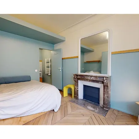 Cosy Flat Near Montmartre Apartment